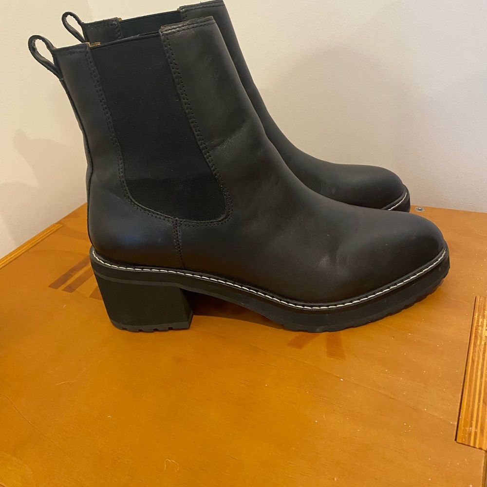 Madewell Sleek Black Ankle Boots